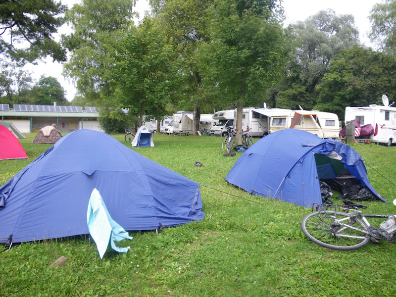 camping